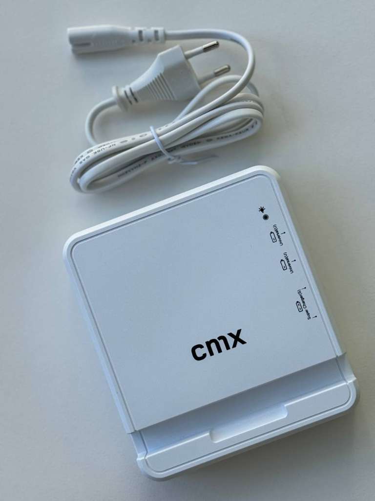 Адаптер живлення CMX UWC 5330 - фото 2 Адаптер живлення CMX UWC 5330 - фото 2