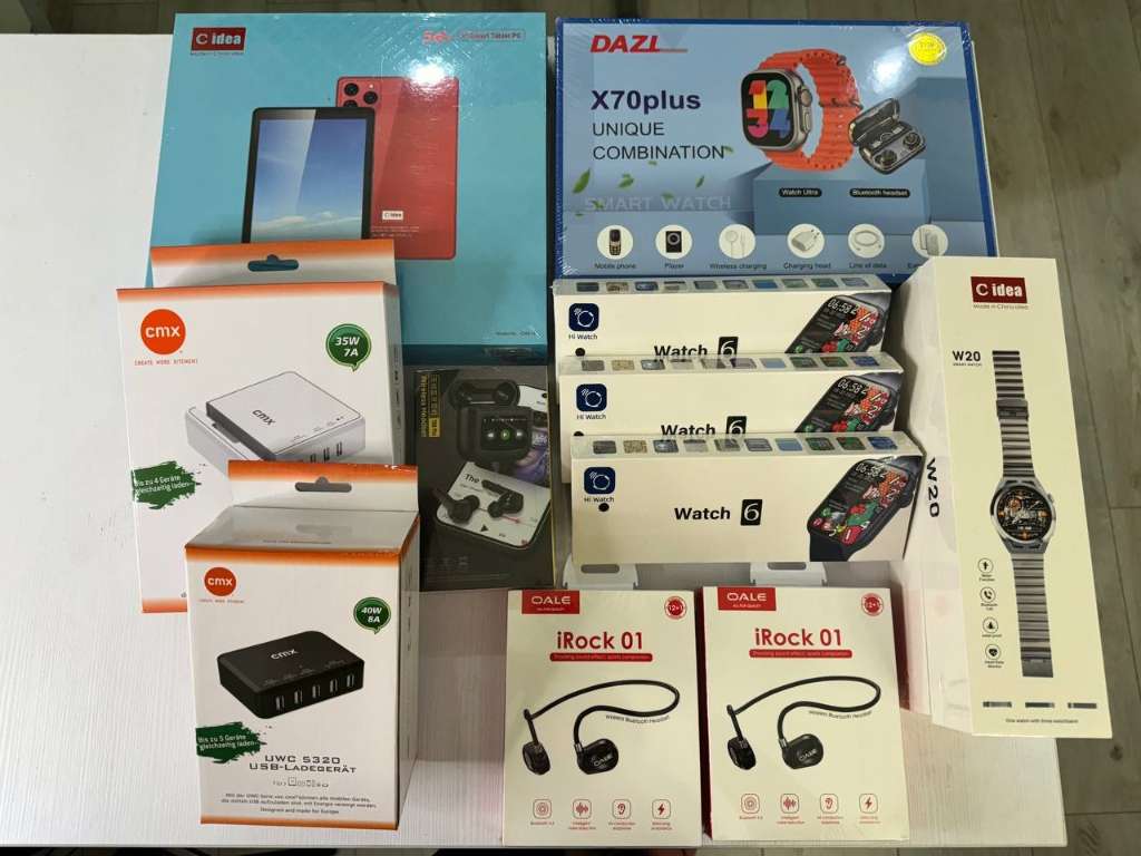 Набір гаджетів за оптовою ціною BOX OF GADGETS 250 - фото 2 Набір гаджетів за оптовою ціною BOX OF GADGETS 250 - фото 2