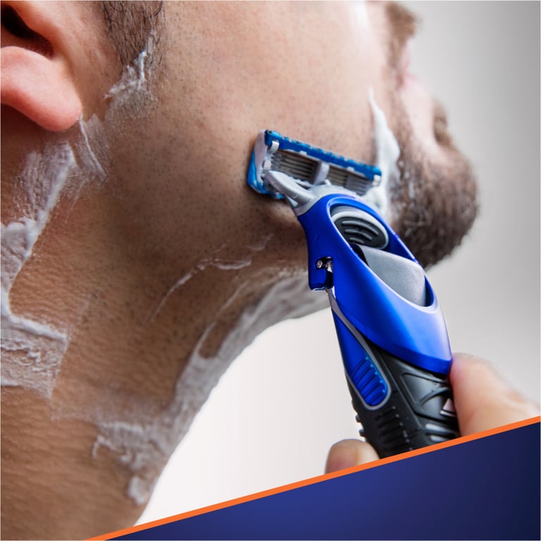 Бритва Gillette Fusion5 ProGlide Styler з 1 картриджем ProGlide Power + 3 насадки для моделювання бороди і вусів (7702018273386) - фото 8