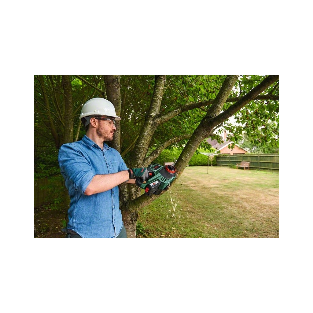 Ланцюгова пила Bosch аккумуляторная UniversalChain (0.600.8B8.000) - фото 4 Ланцюгова пила Bosch аккумуляторная UniversalChain (0.600.8B8.000) - фото 4