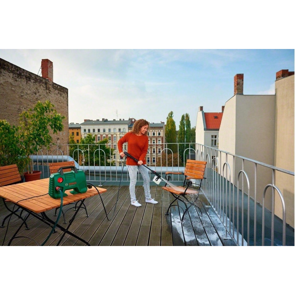 Мийка високого тиску Bosch EasyAquatak 120 (0.600.8A7.901) - фото 3 Мийка високого тиску Bosch EasyAquatak 120 (0.600.8A7.901) - фото 3