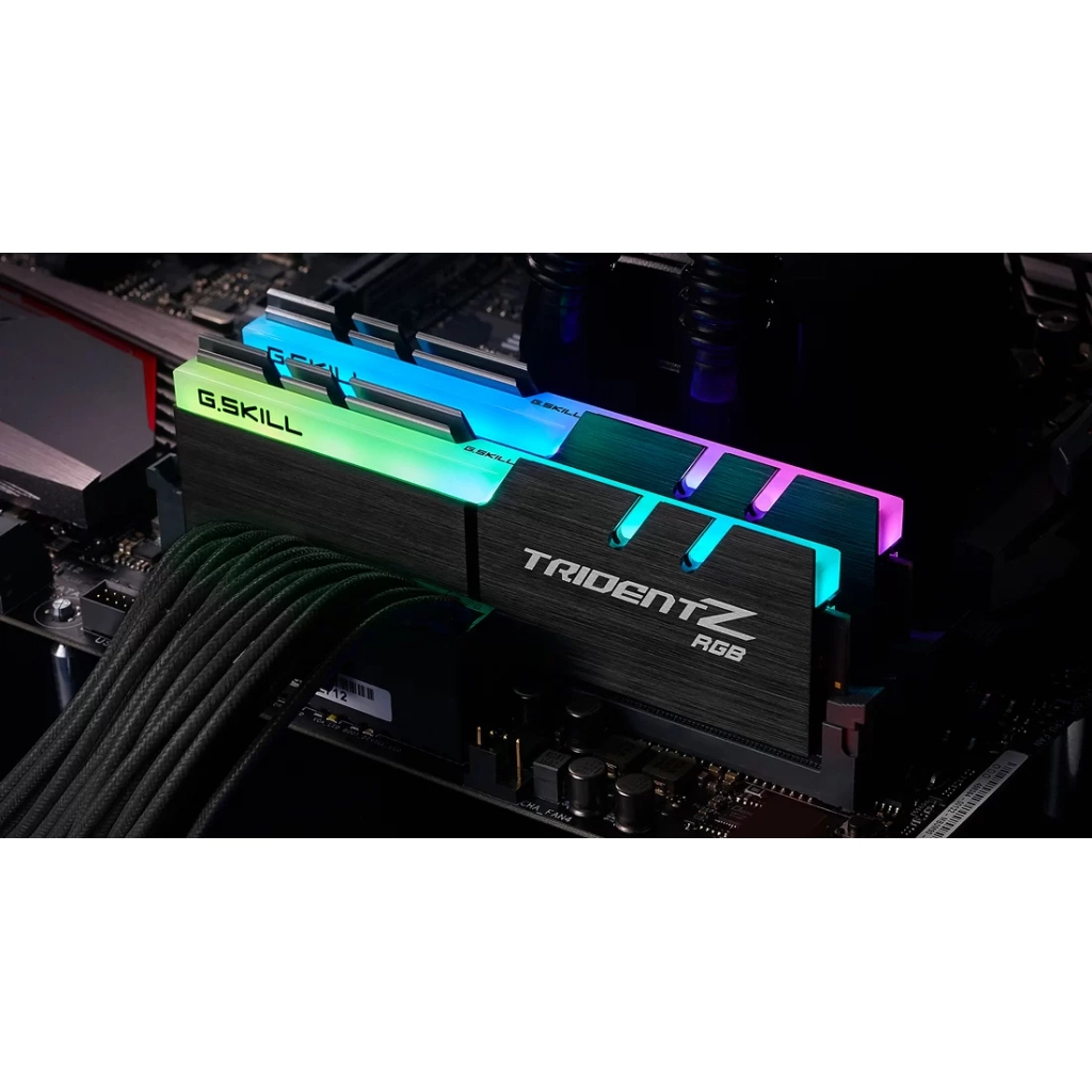 Модуль пам'яті для комп'ютера DDR4 32GB (2x16GB) 3600 MHz Trident Z RGB G.Skill (F4-3600C18D-32GTZR) - фото 3 Модуль пам'яті для комп'ютера DDR4 32GB (2x16GB) 3600 MHz Trident Z RGB G.Skill (F4-3600C18D-32GTZR) - фото 3