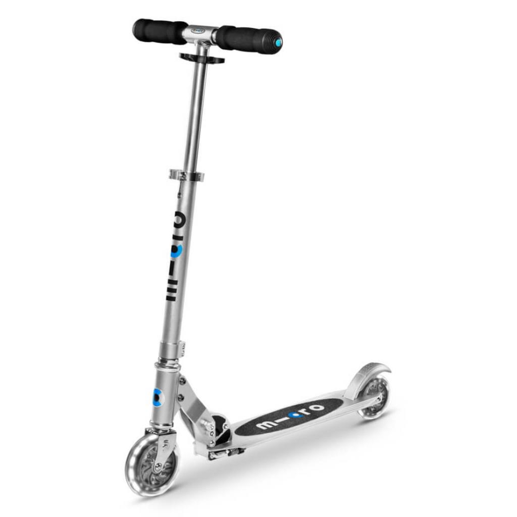 Самокат Micro Sprite Silver LED (SA0216) - фото 1 Самокат Micro Sprite Silver LED (SA0216) - фото 1