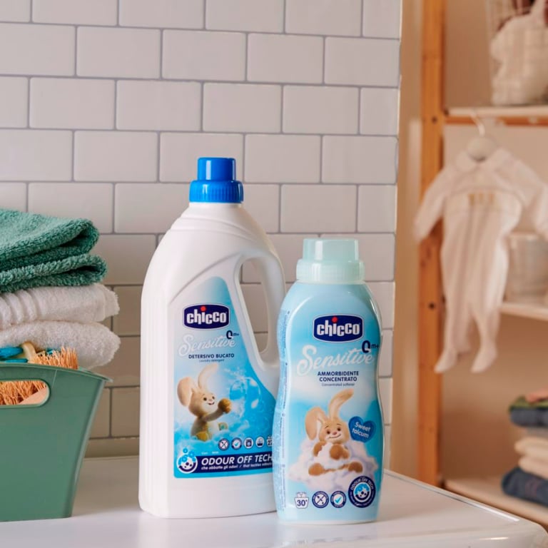 Кондиціонер для білизни Chicco Sensitive Sweet Talcum пом'якшувач тканин 750 мл (8058664103126) - фото 5