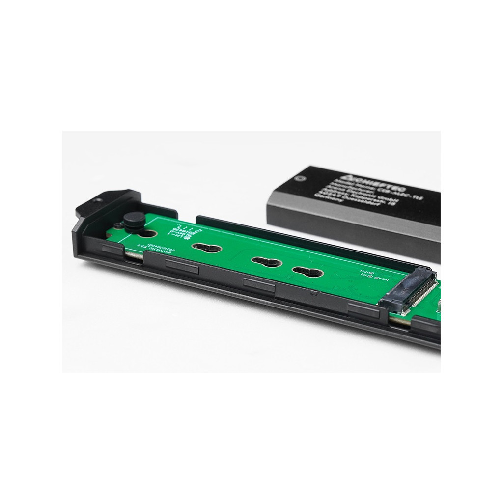 Кишеня зовнішня Chieftec M.2 PCIe NVMe/SATA SSD CEB-M2C-TLE USB 3.2 Gen2 Type-C Tool-Less Alum/Plastic (CEB-M2C-TLE) - фото 4 Кишеня зовнішня Chieftec M.2 PCIe NVMe/SATA SSD CEB-M2C-TLE USB 3.2 Gen2 Type-C Tool-Less Alum/Plastic (CEB-M2C-TLE) - фото 4