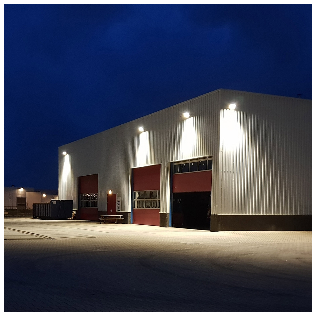 Прожектор Videx LED PREMIUM VIDEX F2 100W 5000K (VL-F2-1005G) - фото 4 Прожектор Videx LED PREMIUM VIDEX F2 100W 5000K (VL-F2-1005G) - фото 4