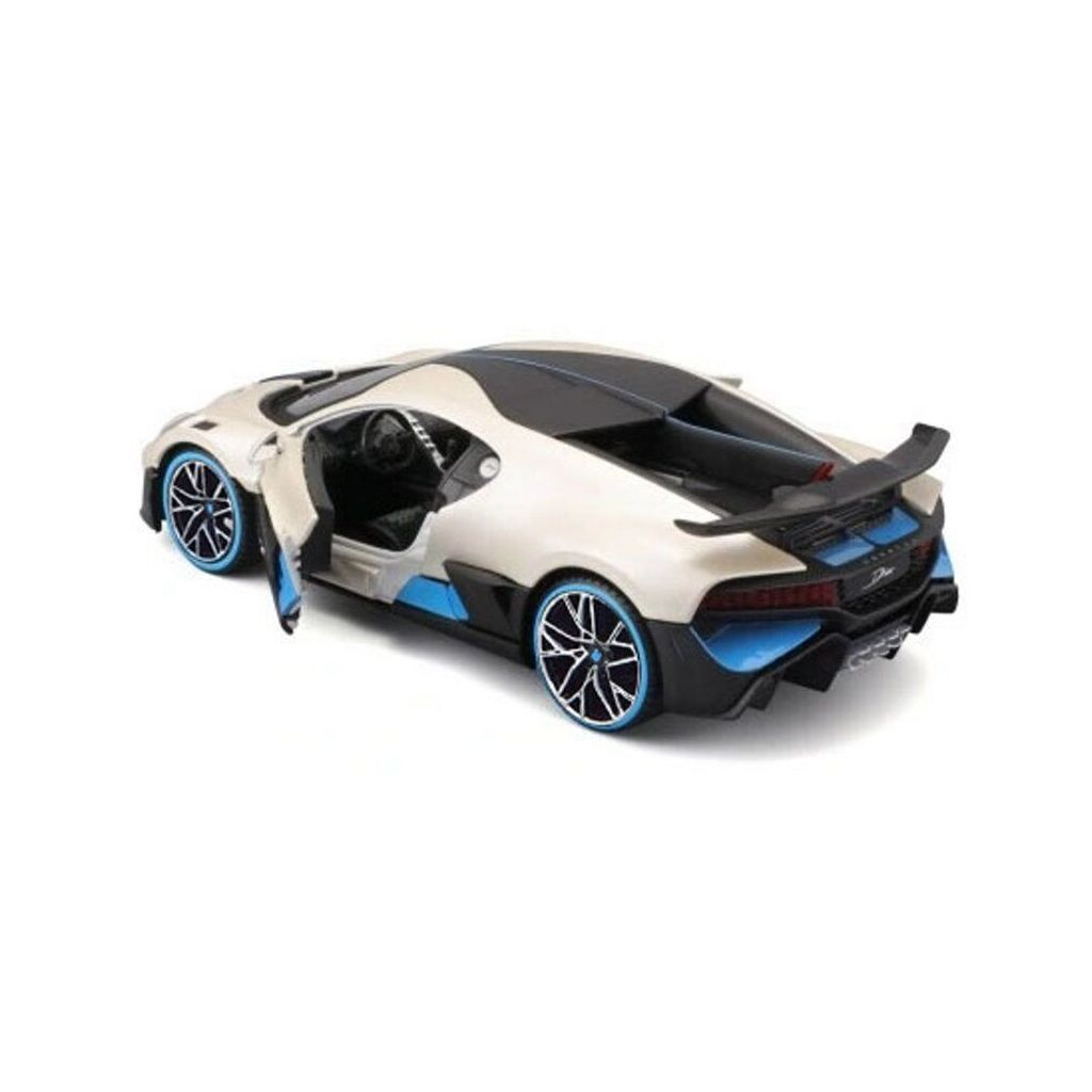 Масштабна модель автомобіля Maisto Bugatti Divo білий 1:24 (31526 met. white) - фото 3 Масштабна модель автомобіля Maisto Bugatti Divo білий 1:24 (31526 met. white) - фото 3
