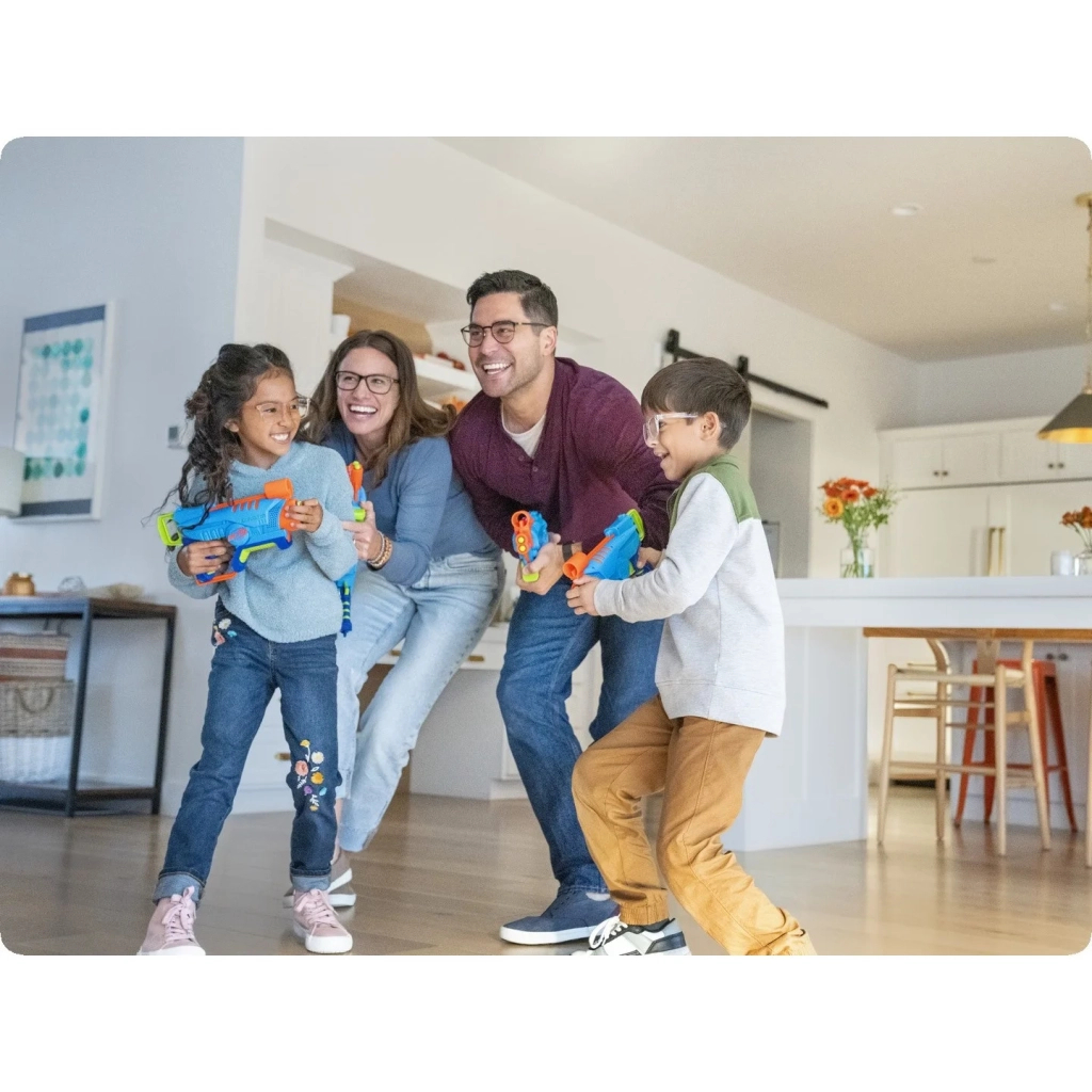 Іграшкова зброя Hasbro Nerf набір бластерів Elite junior Ultimate Starter (F6369) - фото 3 Іграшкова зброя Hasbro Nerf набір бластерів Elite junior Ultimate Starter (F6369) - фото 3