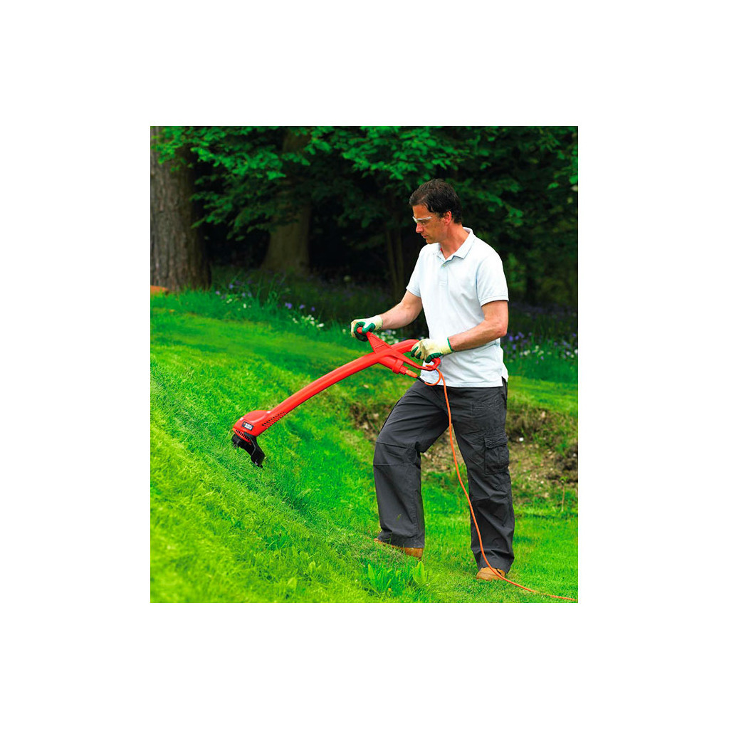 Тример садовий Black&Decker 0.35 кВт, ширина косіння 25 см, 11.500 об/хв, вага 1.6 кг (GL360SB) - фото 3 Тример садовий Black&Decker 0.35 кВт, ширина косіння 25 см, 11.500 об/хв, вага 1.6 кг (GL360SB) - фото 3