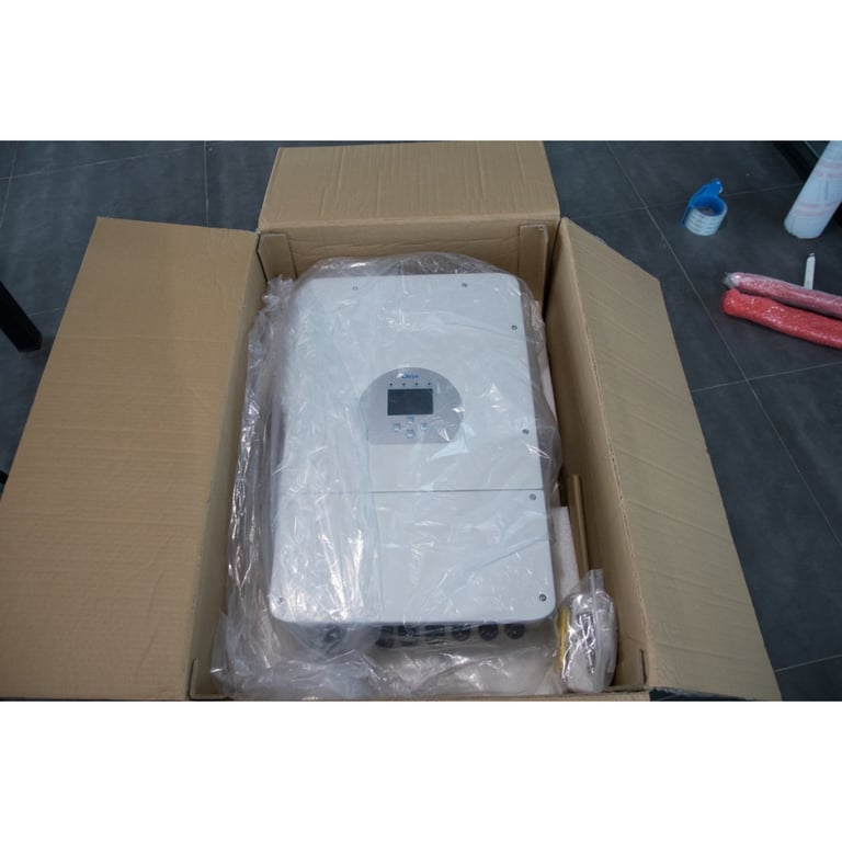 Сонячний інвертор Deye SUN-5K-SG03LP1-EU WiFi (SUN-5K-SG03LP1-EU) - фото 12
