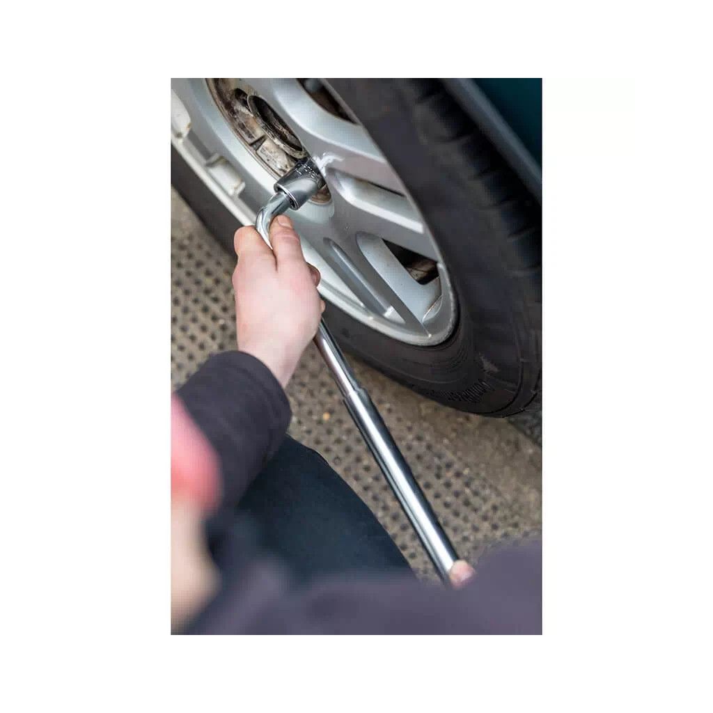 Ключ Stanley телескопічний для заміни коліс, головки 17/19 мм та 21/23 мм. (STHT80890-0) - фото 7 Ключ Stanley телескопічний для заміни коліс, головки 17/19 мм та 21/23 мм. (STHT80890-0) - фото 7