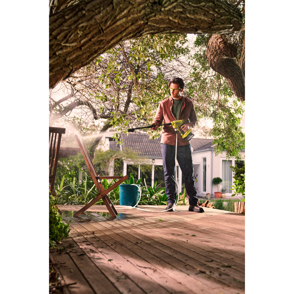 Мийка високого тиску Ryobi низького тиску RY18PW22A-0, 18В ONE+, 22бар, 182 л/год. (без АКБ та ЗП) (5133004570) - фото 10 Мийка високого тиску Ryobi низького тиску RY18PW22A-0, 18В ONE+, 22бар, 182 л/год. (без АКБ та ЗП) (5133004570) - фото 10