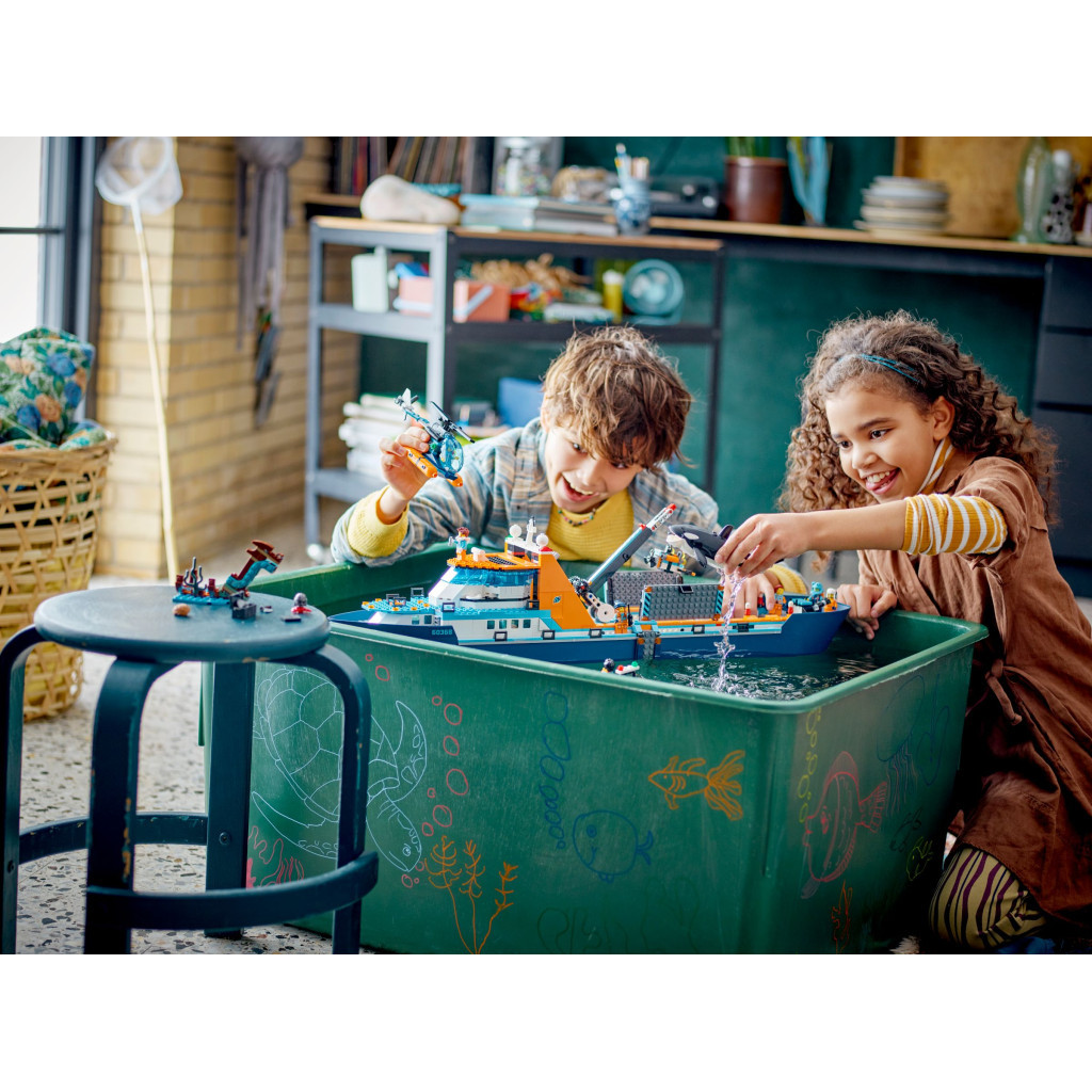 Конструктор LEGO City Арктичний дослідницький корабель 815 деталей (60368) - фото 4 Конструктор LEGO City Арктичний дослідницький корабель 815 деталей (60368) - фото 4