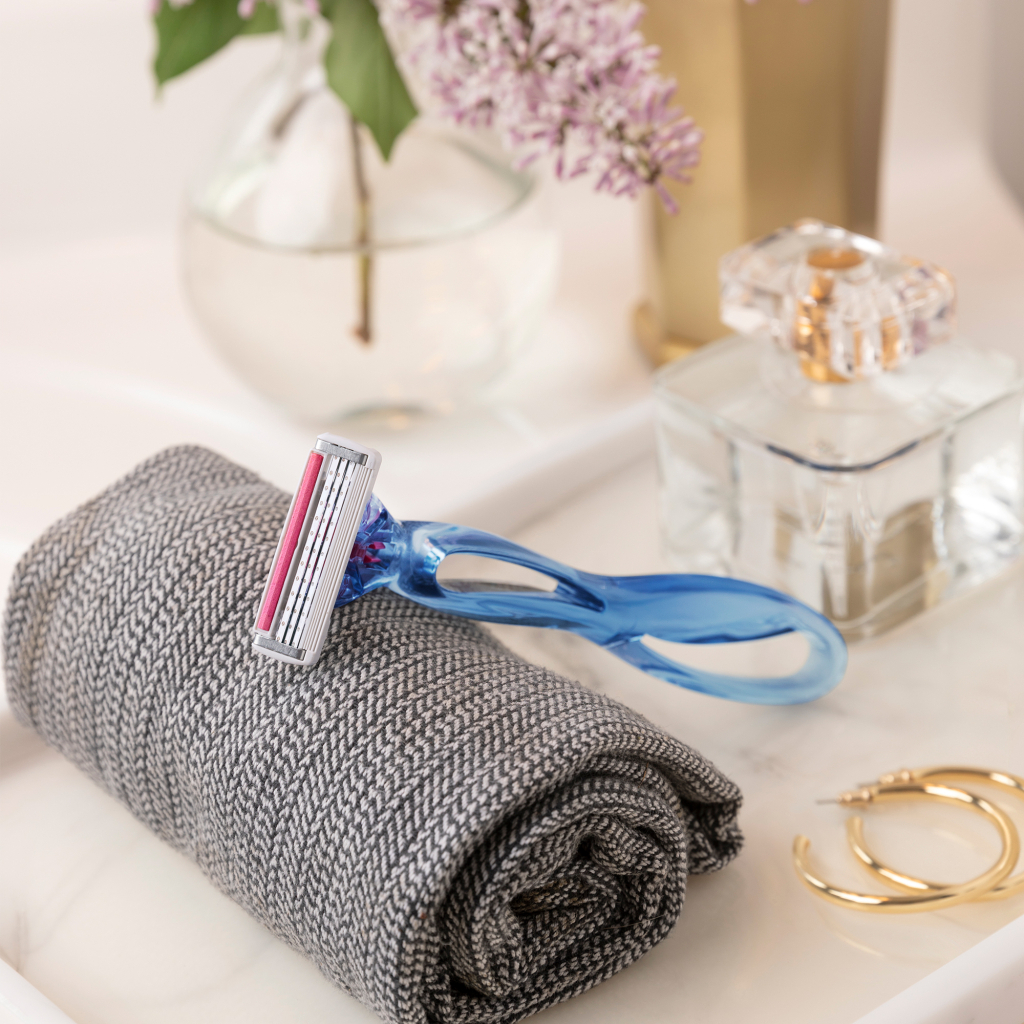 Бритва Bic Click 3 Soleil Sensitive з 2 змінними картриджами (3086123644953) - фото 4 Бритва Bic Click 3 Soleil Sensitive з 2 змінними картриджами (3086123644953) - фото 4