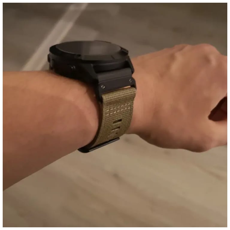 Ремінець до смарт-годинника Garmin Tactix 7, 26mm QuickFit, Coyote Tan Nylon (010-13010-11) - фото 4