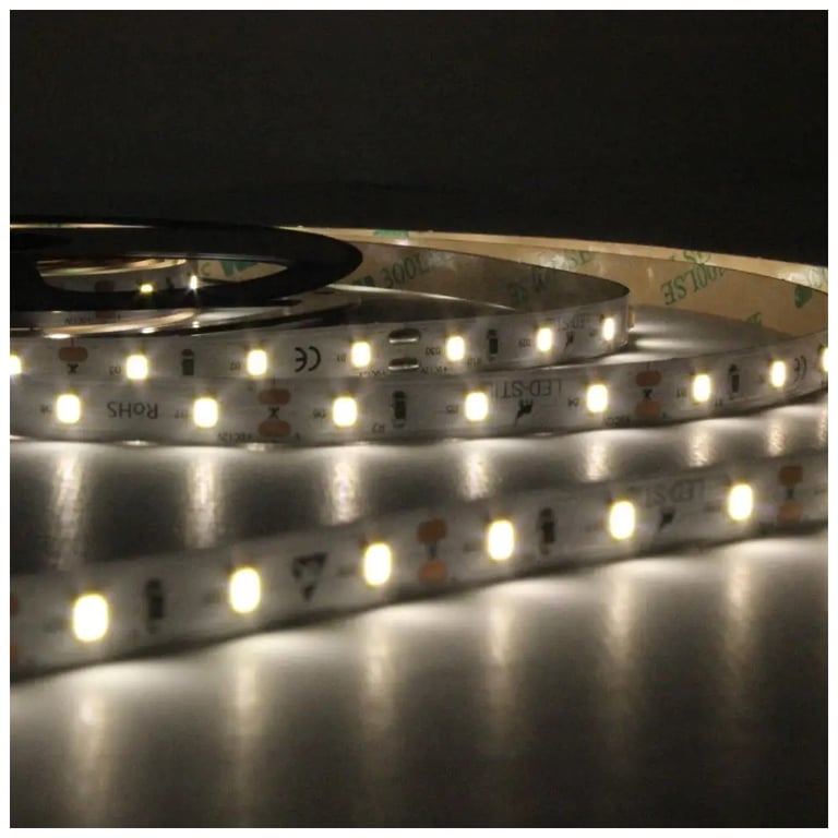 Світлодіодна стрічка LED-STIL 4000K 4,8 Вт/м 2835 60 діодів IP33 12 Вольт 500 lm нейтральне світло (DFN2835-60A4-IP33) - фото 4