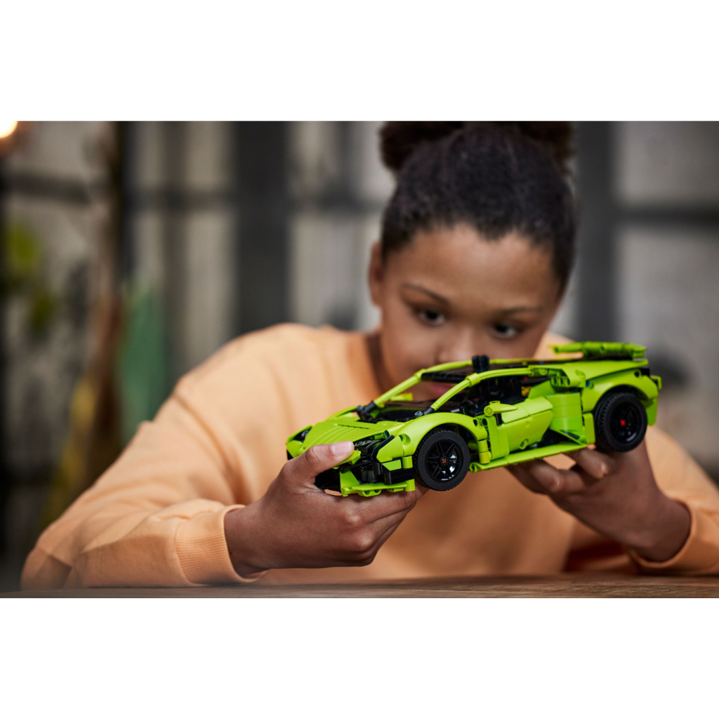 Конструктор LEGO Technic Lamborghini Huracan Tecnica 806 деталей (42161) - фото 8 Конструктор LEGO Technic Lamborghini Huracan Tecnica 806 деталей (42161) - фото 8