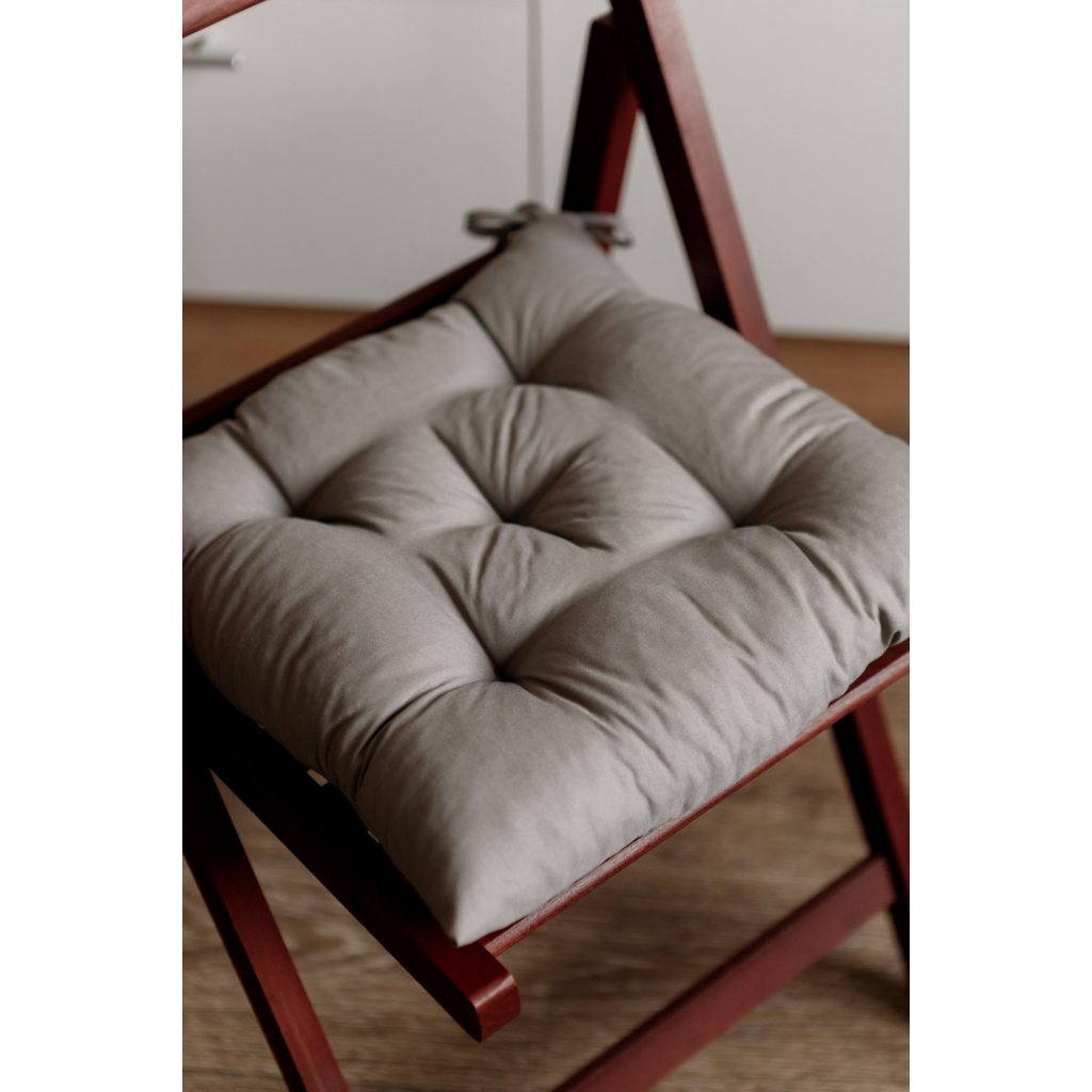 Подушка на стілець Прованс Фібра сіра 40х40 см (4823093447004) - фото 3 Подушка на стілець Прованс Фібра сіра 40х40 см (4823093447004) - фото 3