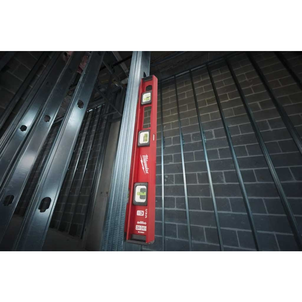 Рівень Milwaukee I-Beam магнітний, 60 см (4932478565) - фото 8 Рівень Milwaukee I-Beam магнітний, 60 см (4932478565) - фото 8