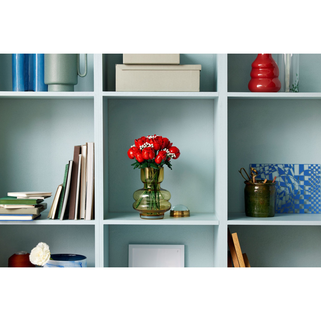 Конструктор LEGO Icons Букет троянд (10328) - фото 9 Конструктор LEGO Icons Букет троянд (10328) - фото 9