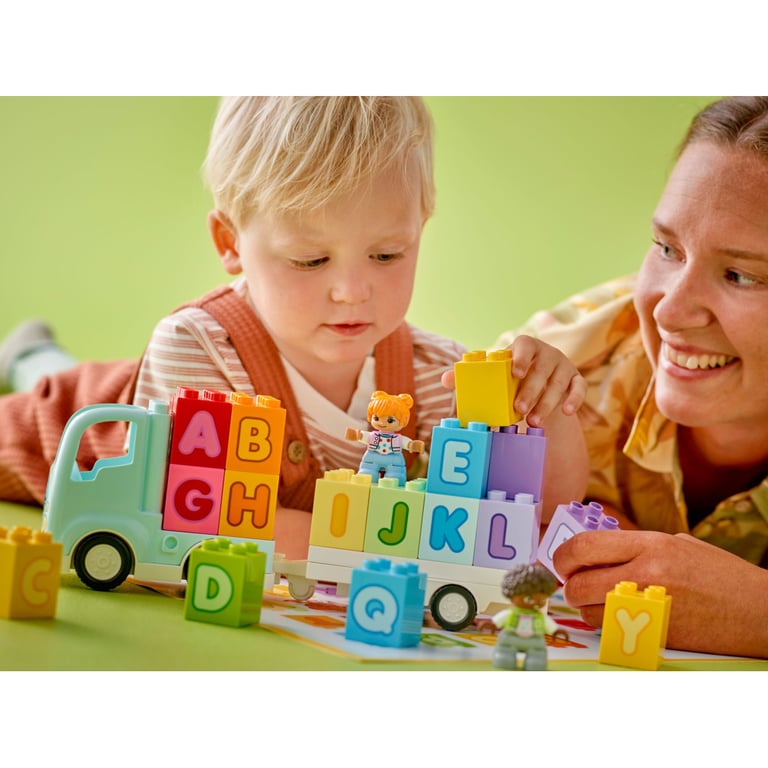 Конструктор LEGO DUPLO Town Вантажівка з абеткою 36 деталей (10421) - фото 8