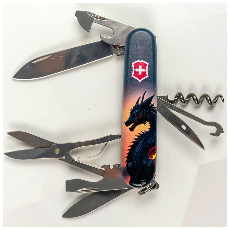 Ніж Victorinox Climber Zodiac Дракон в променях сонця (1.3703.3_Z3270p) - фото 3