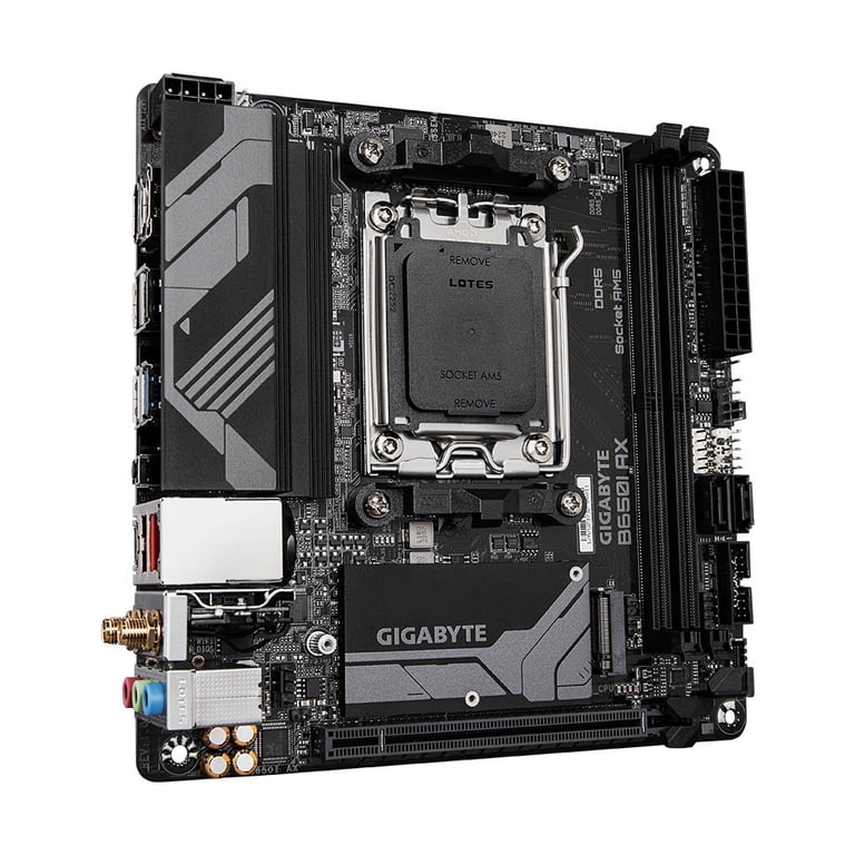 Материнська плата GIGABYTE B650I AX - фото 2
