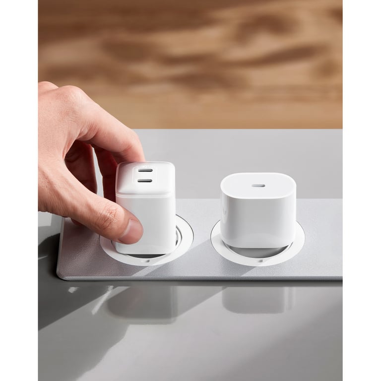 Зарядний пристрій Anker PowerPort 521 Nano Pro - 40W 2xUSB-C PIQ3.0 White (A2038G21) - фото 3