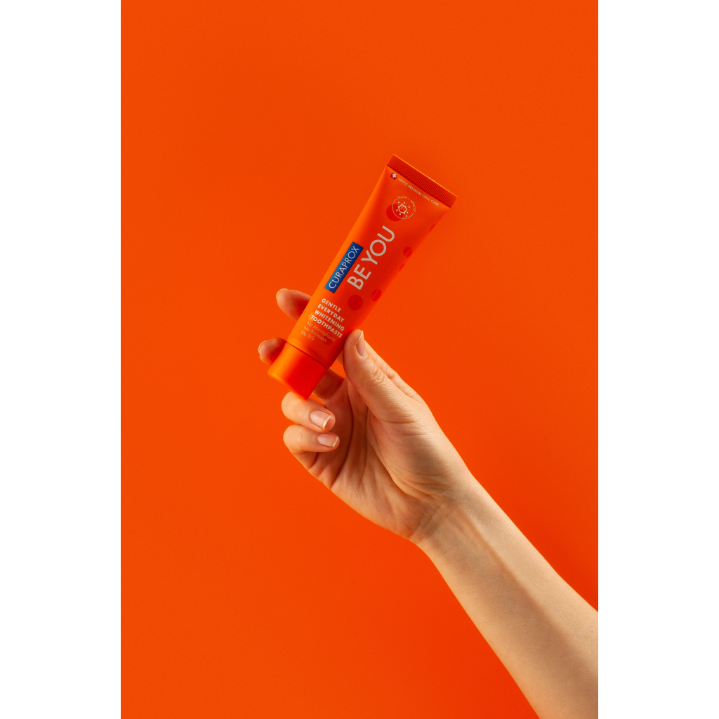 Зубна паста Curaprox Be You Вибілювальна Зі смаком персика й абрикоса з ментоловими кульками 60 мл (7612412429503) - фото 5 Зубна паста Curaprox Be You Вибілювальна Зі смаком персика й абрикоса з ментоловими кульками 60 мл (7612412429503) - фото 5