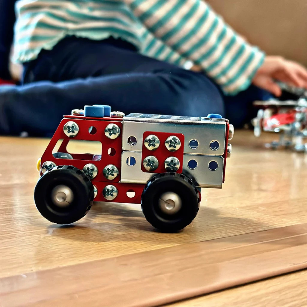 Конструктор Eitech Пожежний набір (С80) - фото 4 Конструктор Eitech Пожежний набір (С80) - фото 4