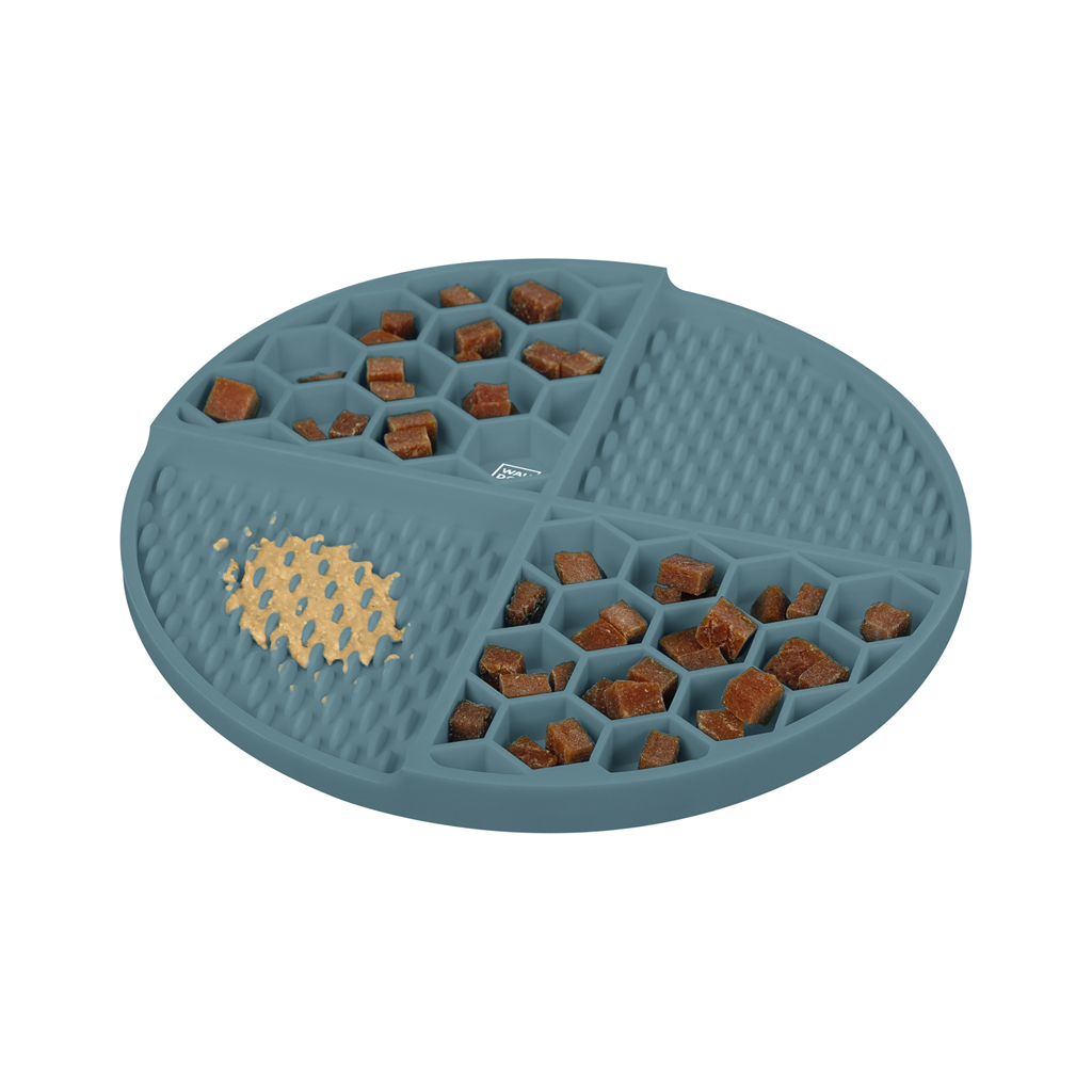 Універсальний посуд для тварин WAUDOG Silicone Килимок для злизування 21х21х3 см сірий (235011) - фото 4 Універсальний посуд для тварин WAUDOG Silicone Килимок для злизування 21х21х3 см сірий (235011) - фото 4