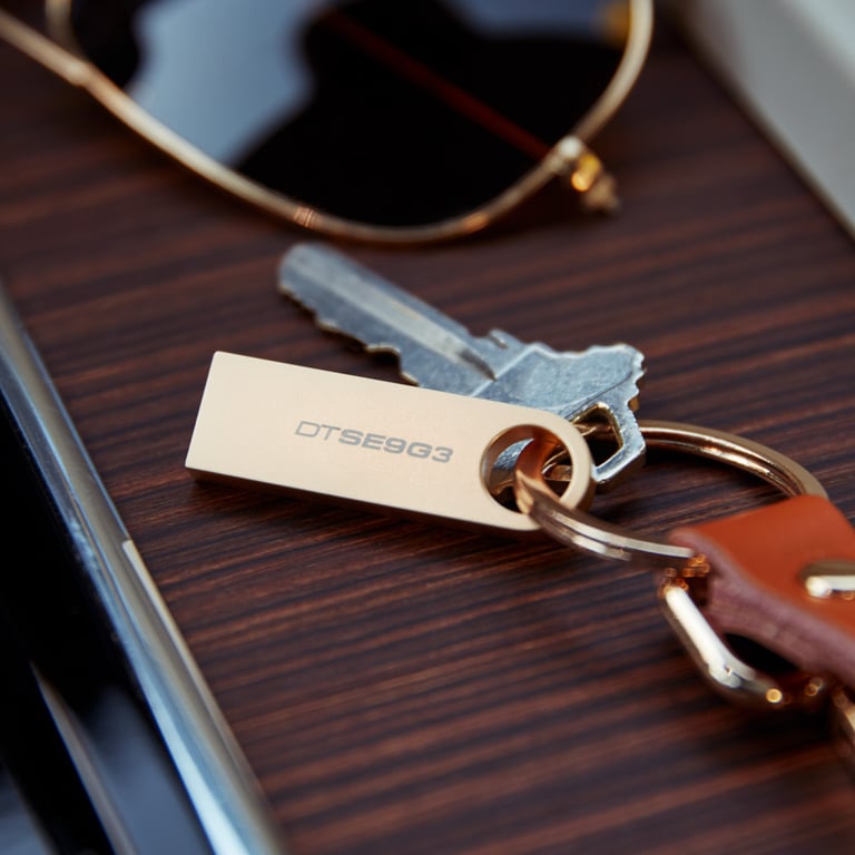 USB флеш накопичувач Kingston 512GB DataTraveler SE9 G3 Gold USB 3.2 (DTSE9G3/512GB) - фото 12