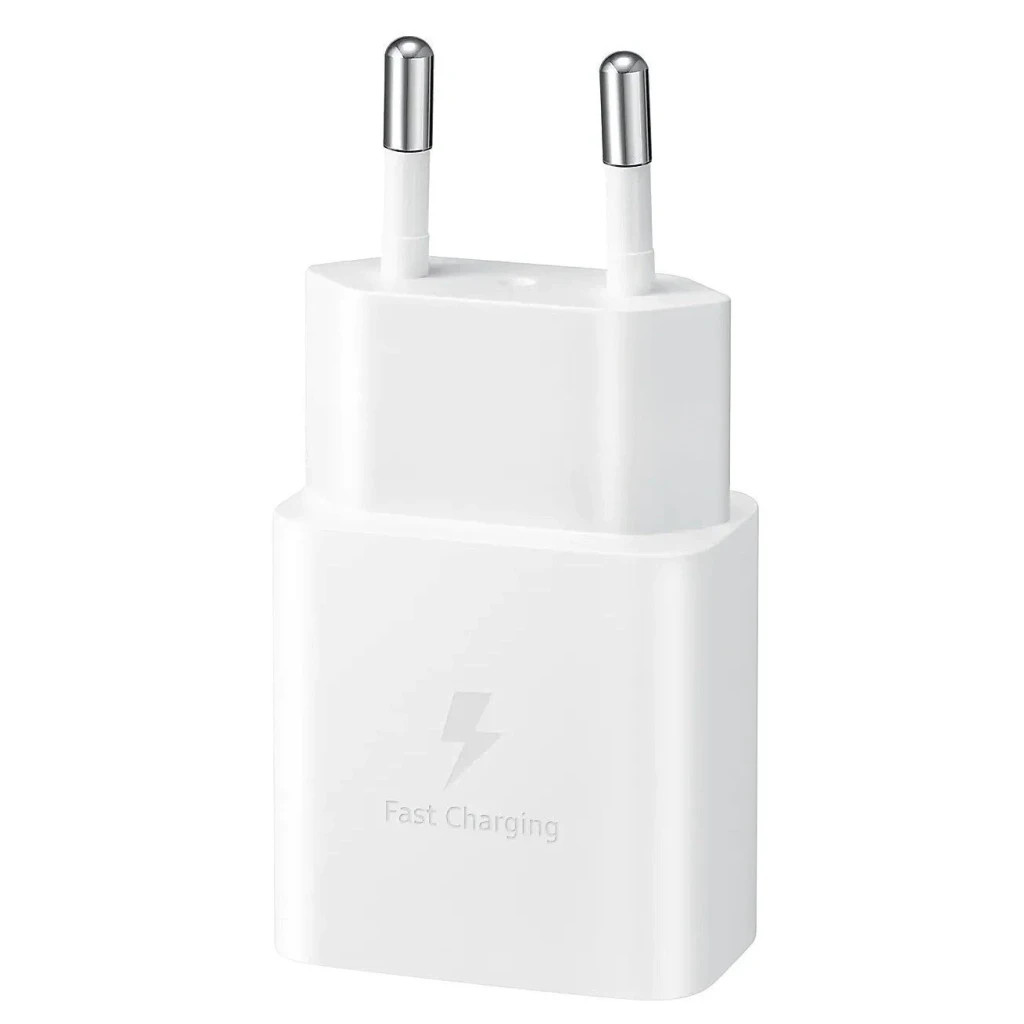 Зарядний пристрій Samsung USB-С 15W White (EP-T1510NWEGEU) - фото 2 Зарядний пристрій Samsung USB-С 15W White (EP-T1510NWEGEU) - фото 2
