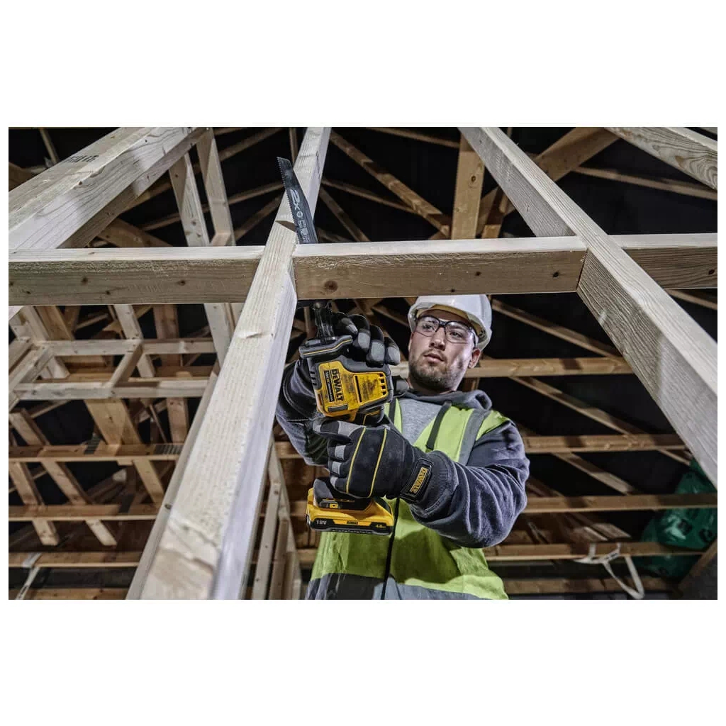 Шабельна пила DeWALT 18В XR Li-lon, 0 - 2800 ход/хв, 1.43 кг (без АКБ та ЗП) (DCS369N) - фото 10 Шабельна пила DeWALT 18В XR Li-lon, 0 - 2800 ход/хв, 1.43 кг (без АКБ та ЗП) (DCS369N) - фото 10