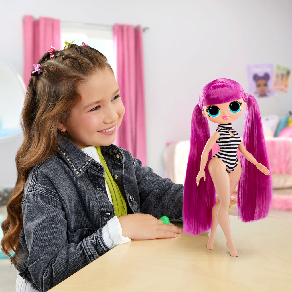 Лялька L.O.L. Surprise! серії OPP O.M.G. – Роллер Леді (з аксесуарами) (987444-EUC) - фото 3 Лялька L.O.L. Surprise! серії OPP O.M.G. – Роллер Леді (з аксесуарами) (987444-EUC) - фото 3