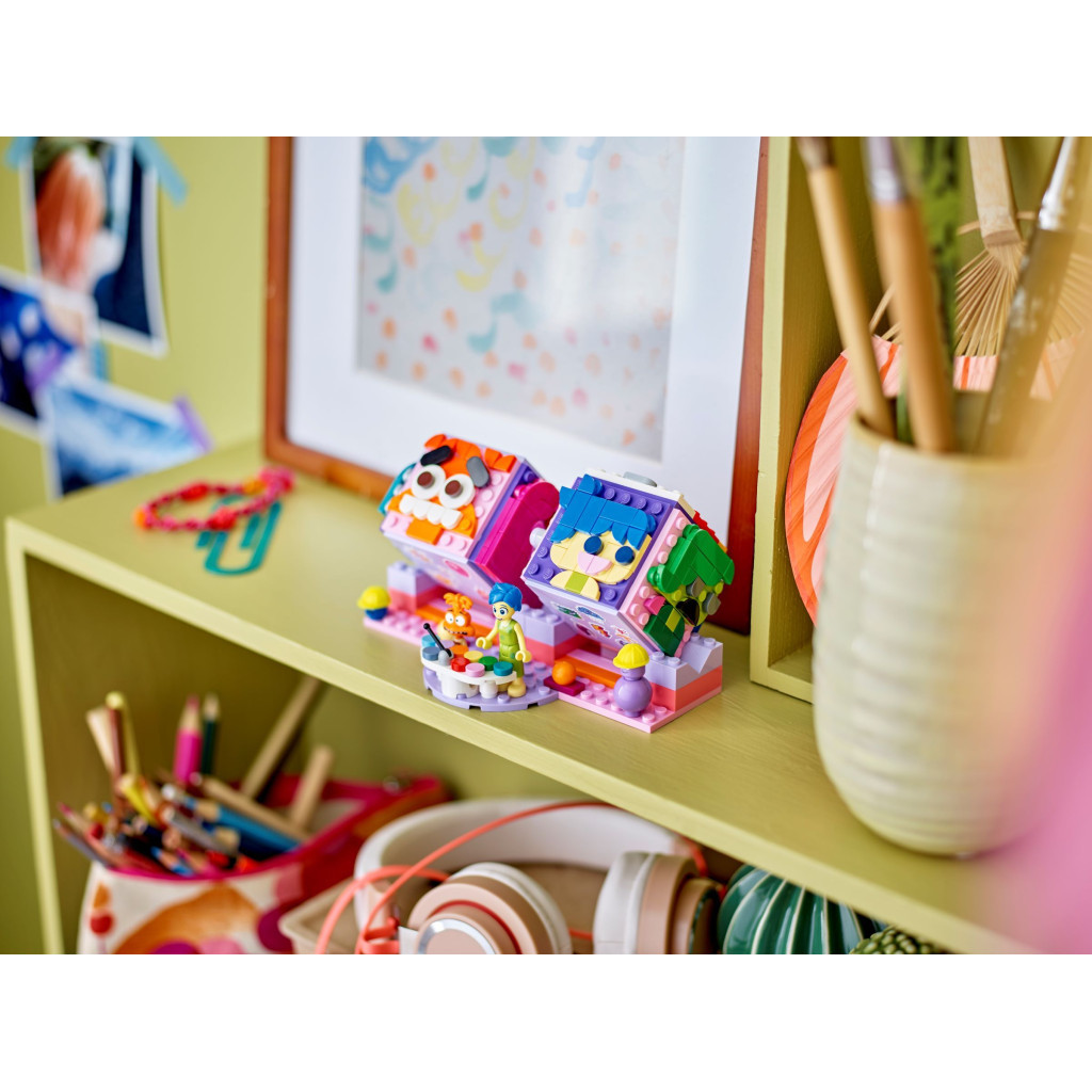 Конструктор LEGO Disney Кубики емоцій із Думками навиворіт 2 від Pixar 394 деталі (43248) - фото 6 Конструктор LEGO Disney Кубики емоцій із Думками навиворіт 2 від Pixar 394 деталі (43248) - фото 6