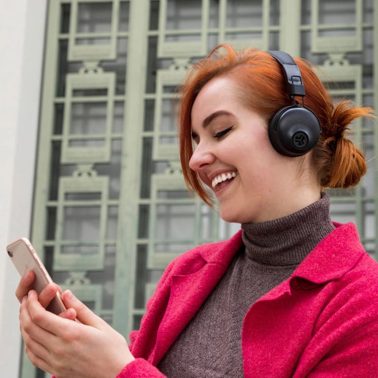 Навушники Jlab Studio Wireless Black (IEUHBASTUDIORBLK4) - фото 4