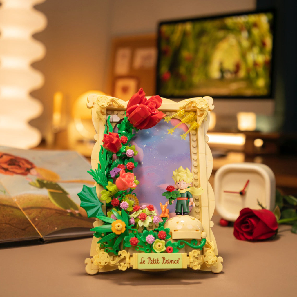 Конструктор Pantasy Le Petit Prince Маленький принц - Троянда (86313) - фото 2 Конструктор Pantasy Le Petit Prince Маленький принц - Троянда (86313) - фото 2