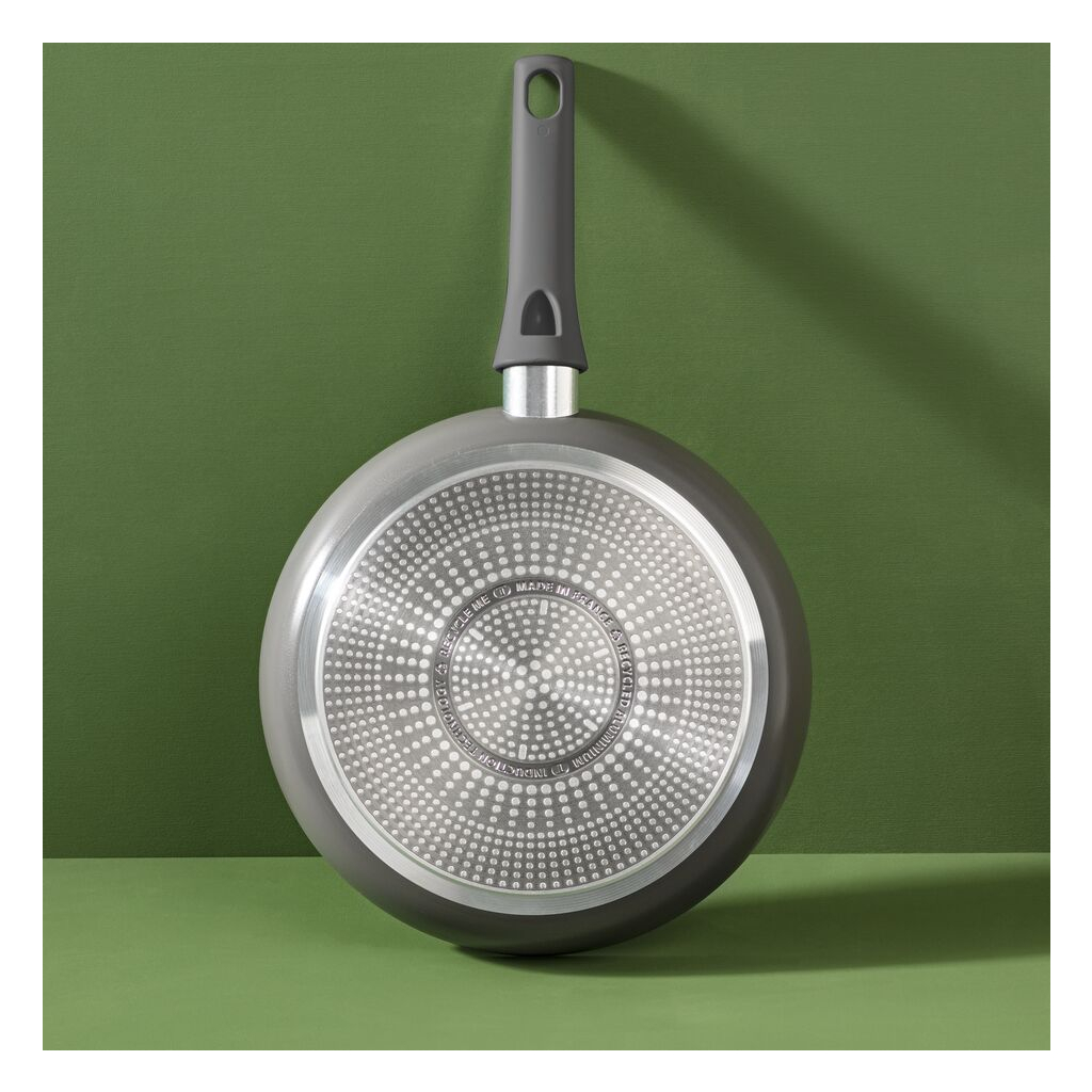 Сковорода Tefal Renewal 28 см (C4260643) - фото 4 Сковорода Tefal Renewal 28 см (C4260643) - фото 4