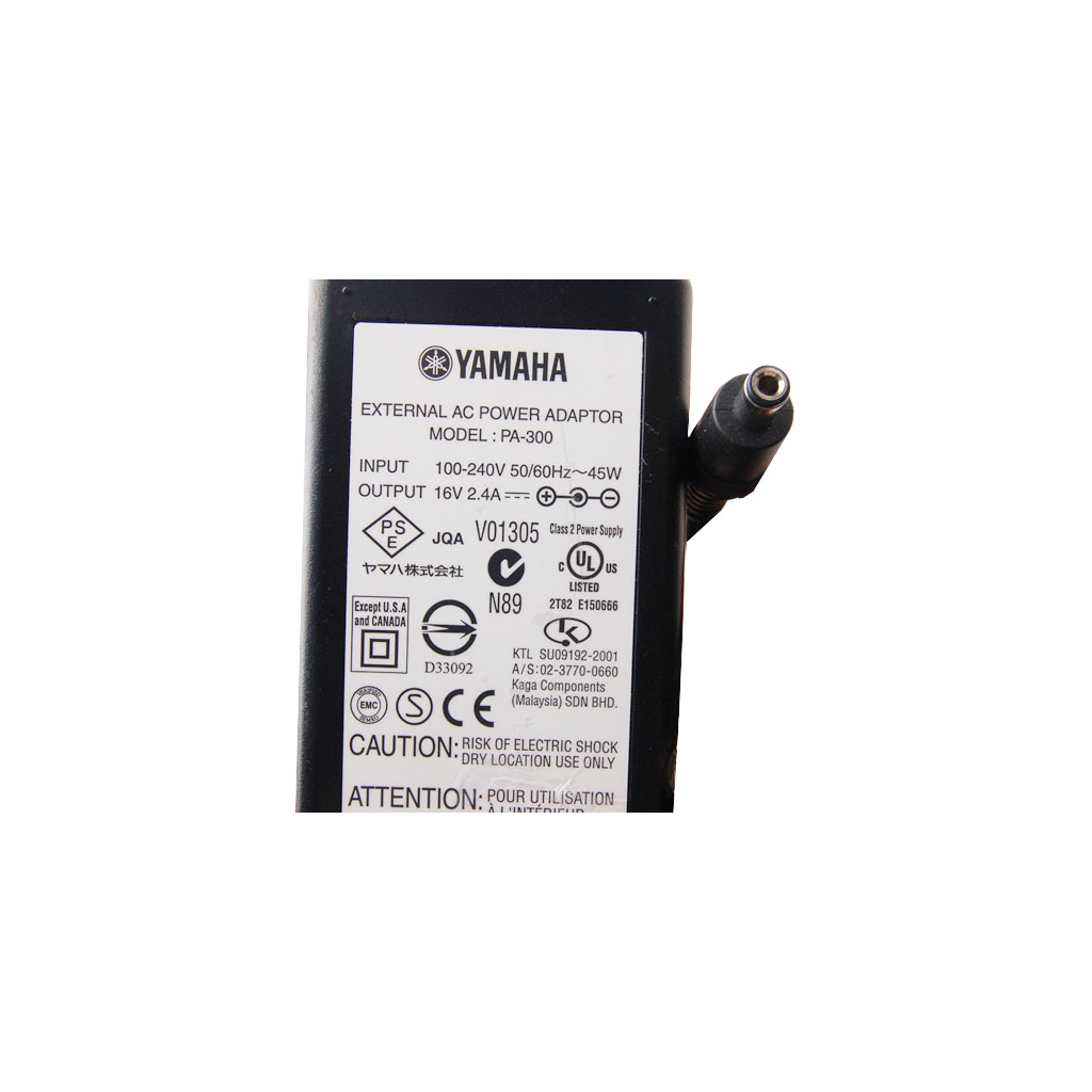 Блок живлення для клавішних Yamaha PA-300C - фото 2 Блок живлення для клавішних Yamaha PA-300C - фото 2