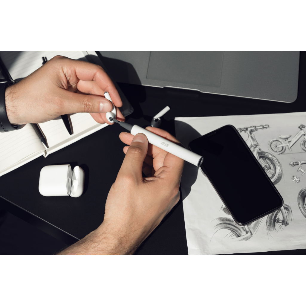 Універсальний чистячий набір 2E for headphones, 3in1, white-grey (2E-SK3IN1) - фото 4 Універсальний чистячий набір 2E for headphones, 3in1, white-grey (2E-SK3IN1) - фото 4