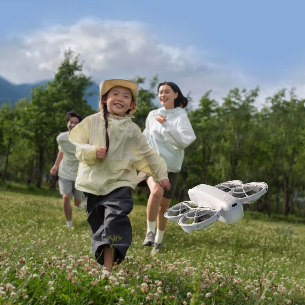 Квадрокоптер DJI Neo Fly More Combo (DJI RC-N3) пульт без дисплея (CP.FP.00000185.01) - фото 7 Квадрокоптер DJI Neo Fly More Combo (DJI RC-N3) пульт без дисплея (CP.FP.00000185.01) - фото 7