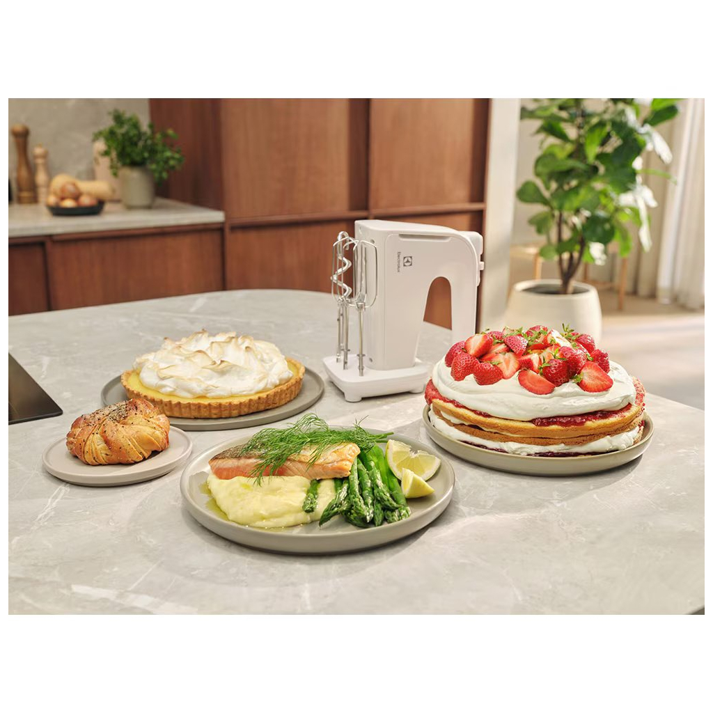 Міксер Electrolux EHM4W - фото 10 Міксер Electrolux EHM4W - фото 10