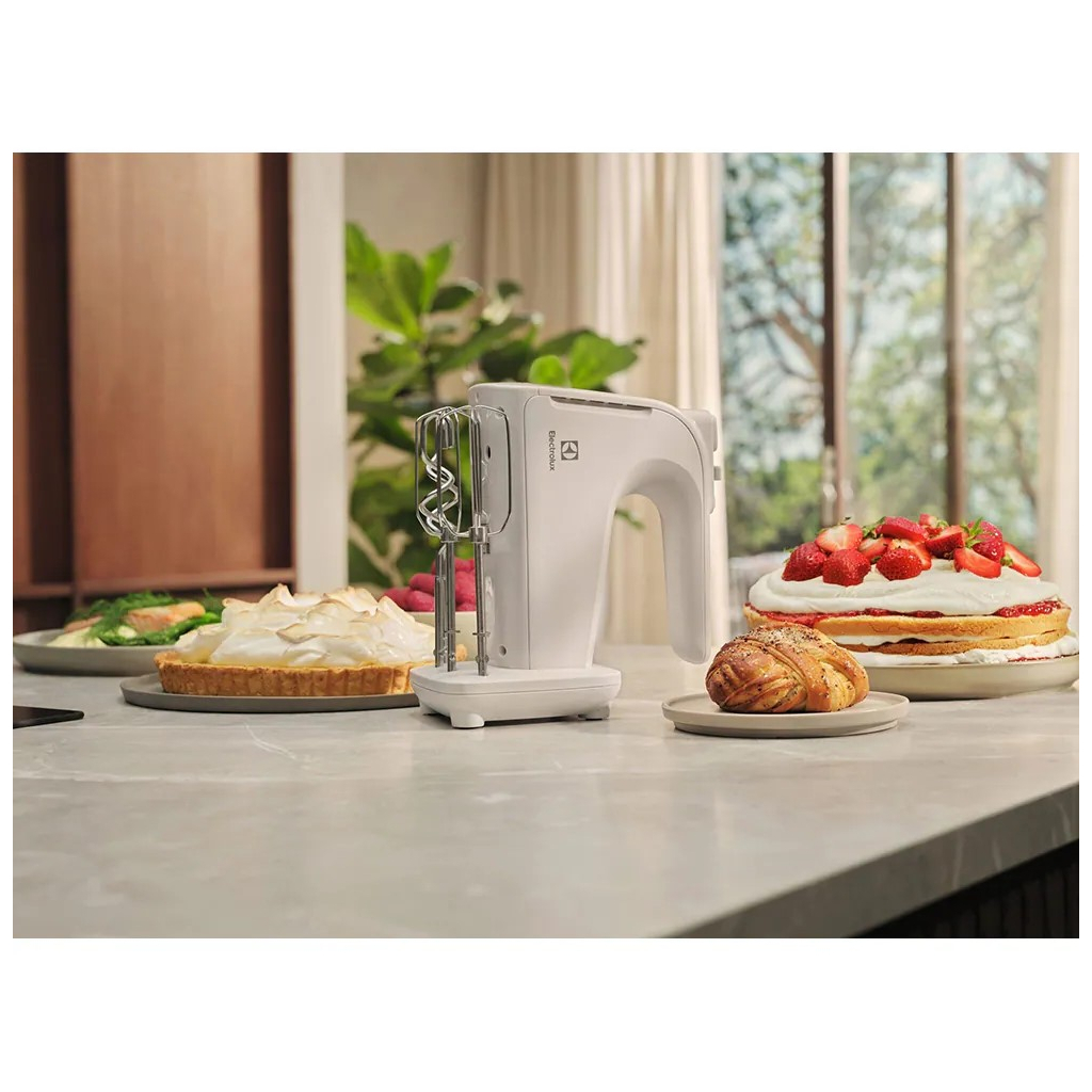 Міксер Electrolux EHM4W - фото 9 Міксер Electrolux EHM4W - фото 9