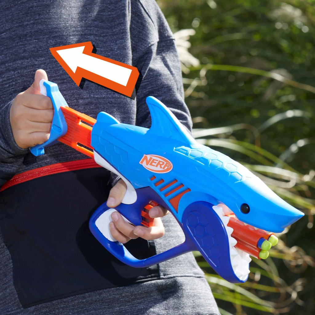 Іграшкова зброя Hasbro Бластер Nerf SharkFire (F8645) - фото 6 Іграшкова зброя Hasbro Бластер Nerf SharkFire (F8645) - фото 6
