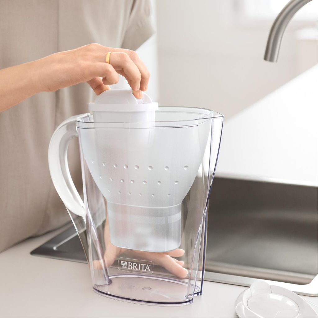 Фільтр-глечик Brita Marella XL Memo MXPro 3.5л (2л води) з фільтр-картриджем 3шт, білий (1052782) - фото 4 Фільтр-глечик Brita Marella XL Memo MXPro 3.5л (2л води) з фільтр-картриджем 3шт, білий (1052782) - фото 4