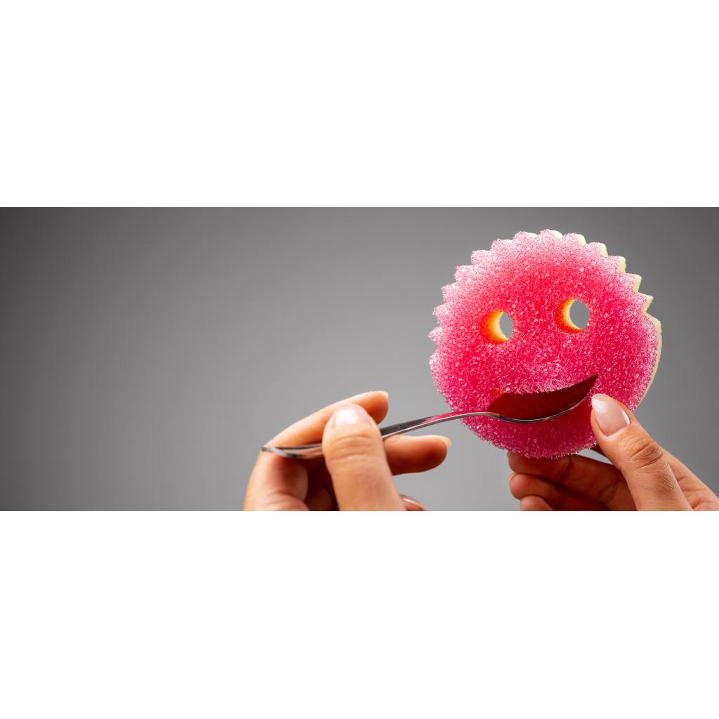 Губки кухонні Scrub Daddy Scrub Mommy Рожево-фіолетова 1 шт. (5060481022040/5060481023900) - фото 4 Губки кухонні Scrub Daddy Scrub Mommy Рожево-фіолетова 1 шт. (5060481022040/5060481023900) - фото 4