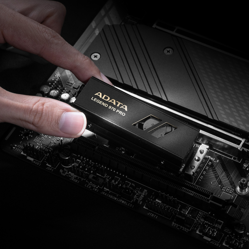 Накопичувач SSD M.2 2280 2TB Legend 970 PRO ADATA (SLEG-970P-2TCI) - фото 10 Накопичувач SSD M.2 2280 2TB Legend 970 PRO ADATA (SLEG-970P-2TCI) - фото 10