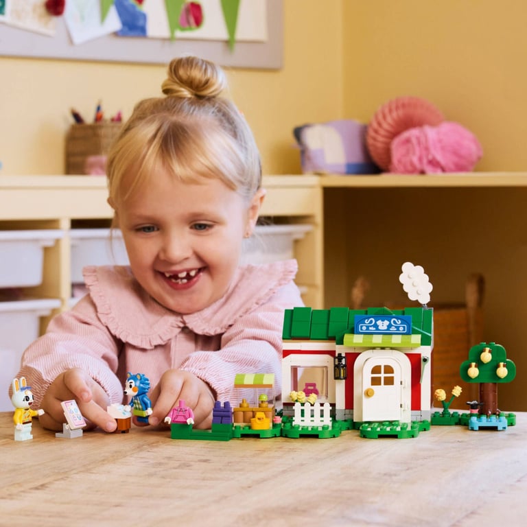 Конструктор LEGO Animal Crossing Крамниця одягу, що належить Able Sisters (77055) - фото 4