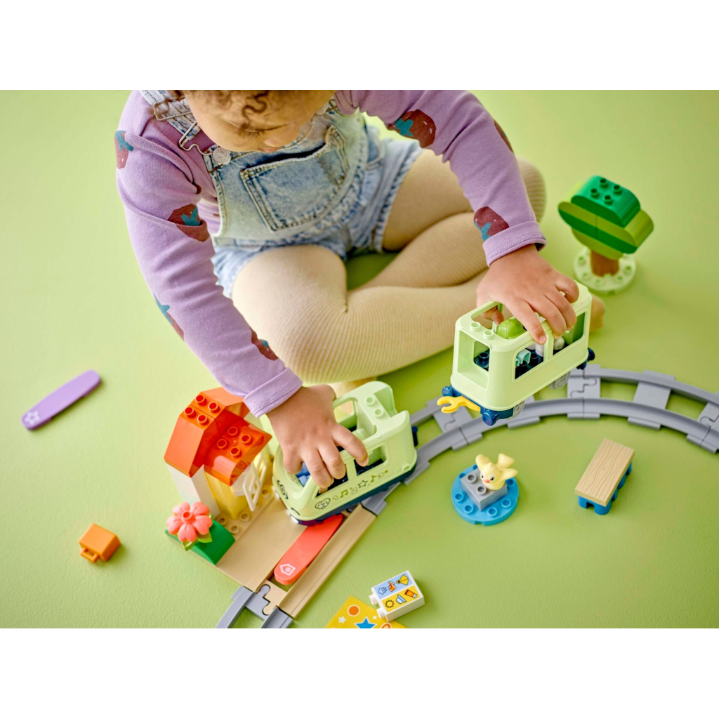 Конструктор LEGO DUPLO Town Інтерактивний пригодницький потяг (10427) - фото 10 Конструктор LEGO DUPLO Town Інтерактивний пригодницький потяг (10427) - фото 10